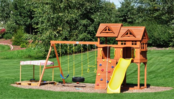 Playset Removal in Roanoke